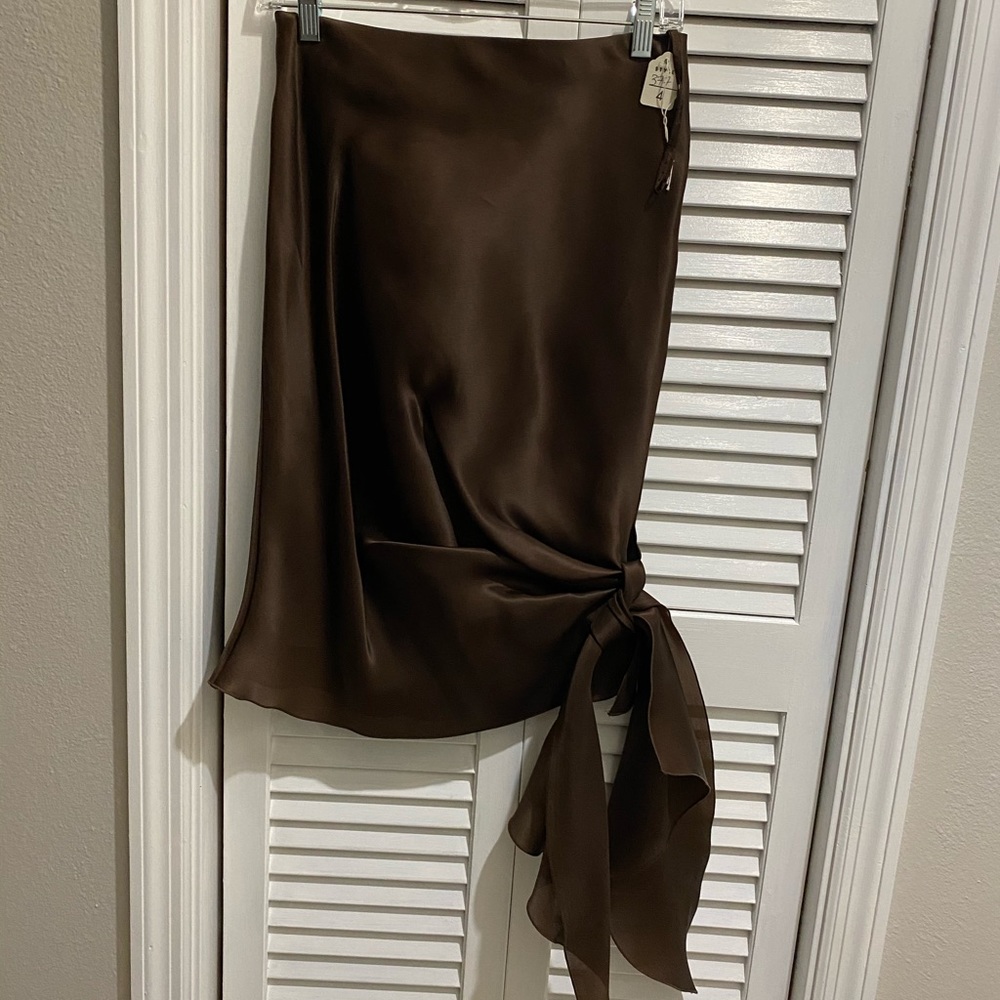 Jackie Rogers brown skirt